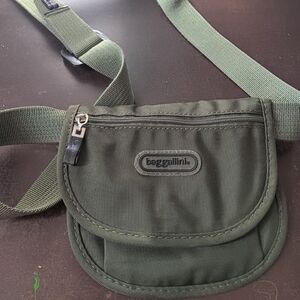 PATAGONIA/Baggallini Fanny pack
